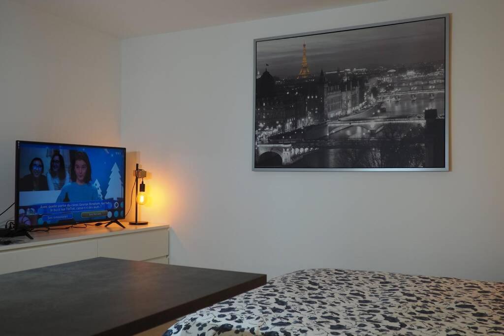 Le Faubourg-Raines - Chaleureux Studio A 5Mn De La Gare ディジョン エクステリア 写真